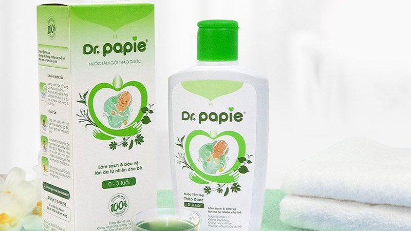 15 loại dầu gội, sữa tắm thảo dược cho bé tốt nhất thị trường hiện nay