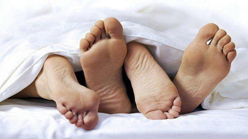 Lý do quan hệ xong bị ngứa cô bé và cách khắc phục nhanh