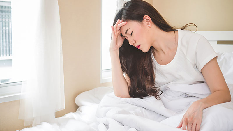 Thiếu hụt nội tiết tố nữ: Nguyên nhân, dấu hiệu và cách điều trị