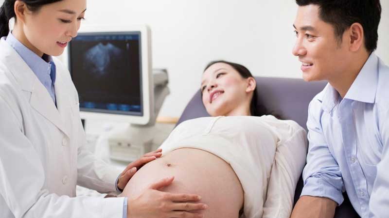 dang co bau quan he xuat trong co sao khong 3 Vợ đang có bầu quan hệ xuất trong có sao không?