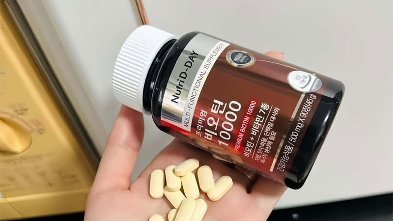 thuc pham chuc nang dung cho toc 6 Biotin 10.000 Nutri D-Day