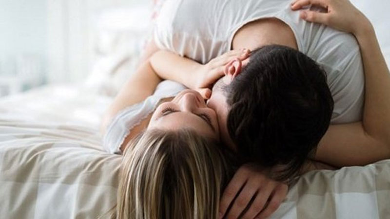 Cả hai cần tự nguyện, thoải mái và tôn trọng giới hạn của nhau.