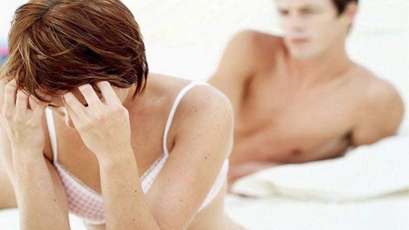 Dừng quan hệ khi xuất hiện cảm giác đau rát