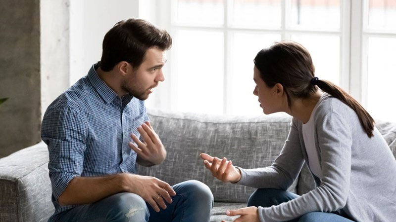 Mâu thuẫn vợ chồng hoặc thiếu kết nối tình cảm